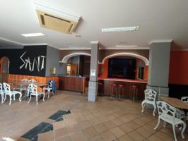 Local comercial en venta en Arcos de la Frontera, CENTRO photo 0
