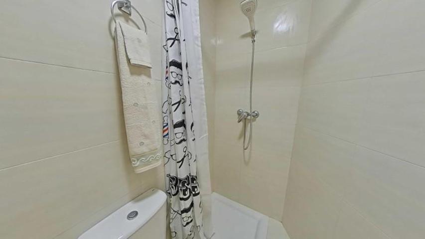 Planta baja en venta en Barcelona, Bon Pastor photo 0