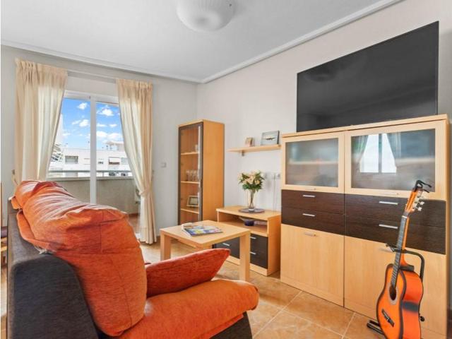 Apartamento en venta en Torrevieja, El Molino photo 0