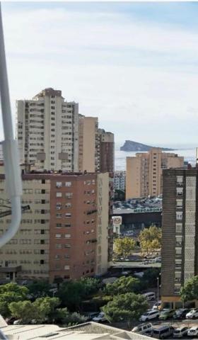Apartamento en venta en Benidorm, Avenida Beniarda photo 0