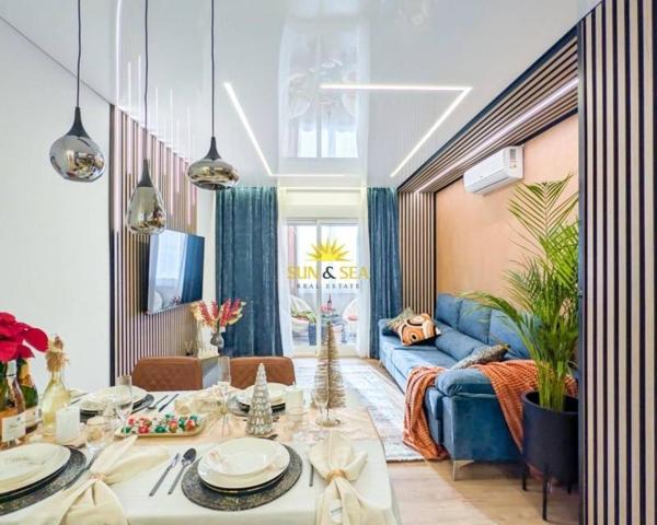 Apartamento en venta en Torrevieja, Parque de las Naciones photo 0