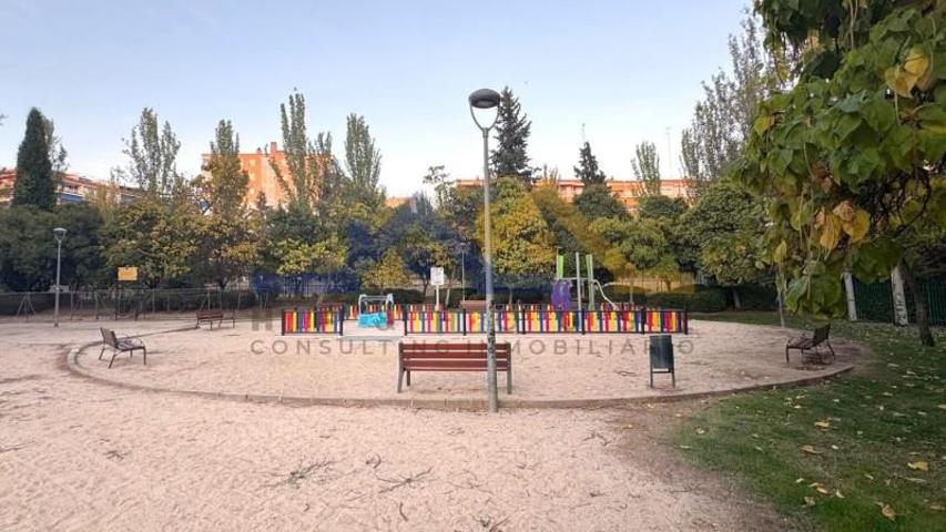 Piso en venta en Móstoles, Calle Pintor Velazquez, 28935 photo 0