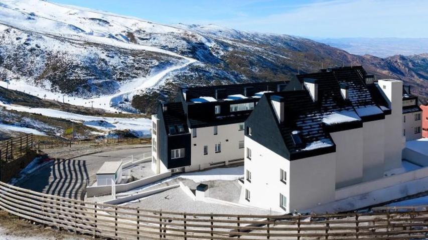 Piso en venta en Sierra Nevada, Pradollano photo 0