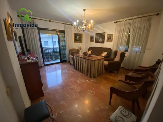 Piso en venta en Córdoba, Av. Barcelona - Viñuela - Rescatado photo 0