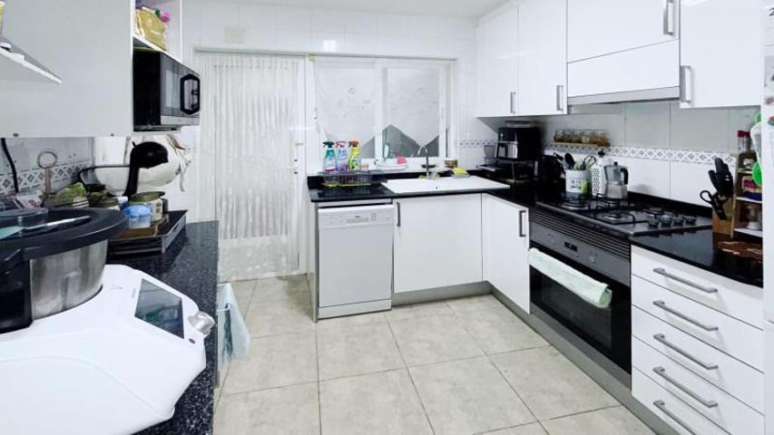 Piso en venta en Benidorm, Levante photo 0