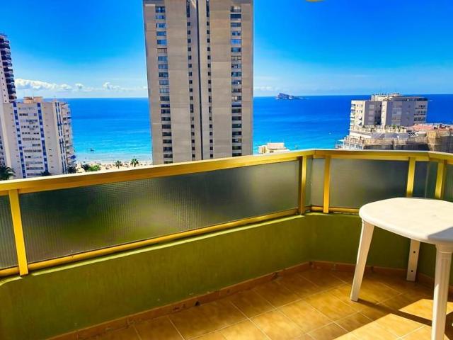 Apartamento en venta en Benidorm, Playa de Levante photo 0