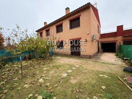 Chalet en venta en Lominchar photo 0