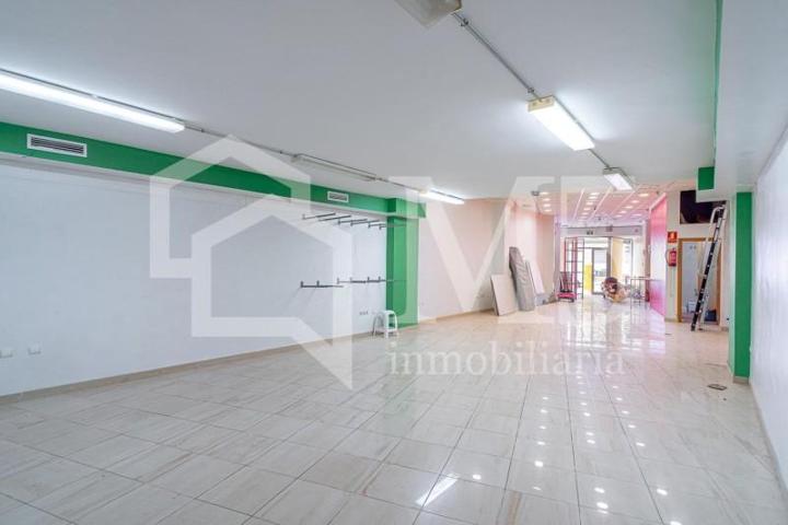 Local comercial en venta en Torrox, El Morche photo 0