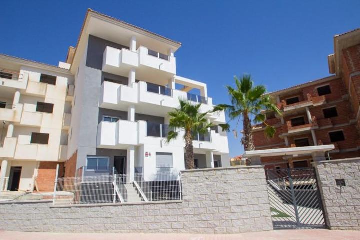 Apartamento en venta en Orihuela Costa, Montezenia photo 0
