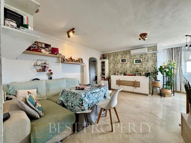 Apartamento en venta en Benalmádena photo 0