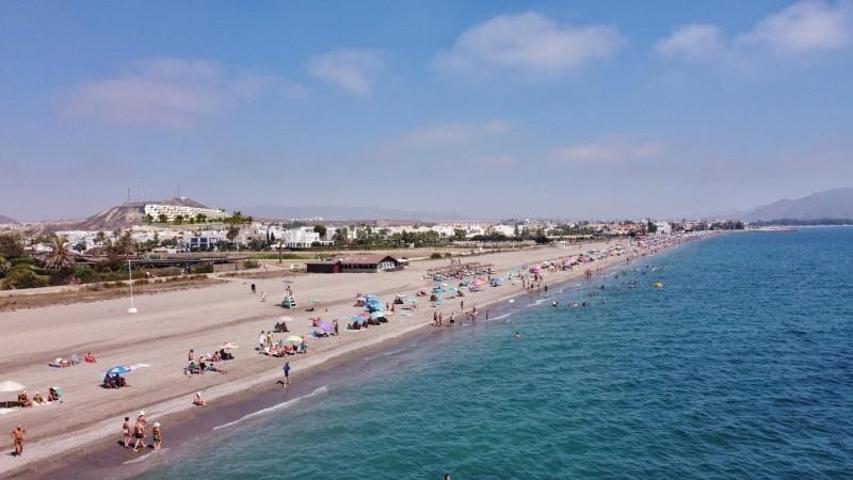 Apartamento en venta en Vera, Zona nudista photo 0