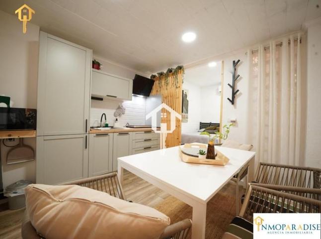 Apartamento en venta en Alicante, Benalua photo 0