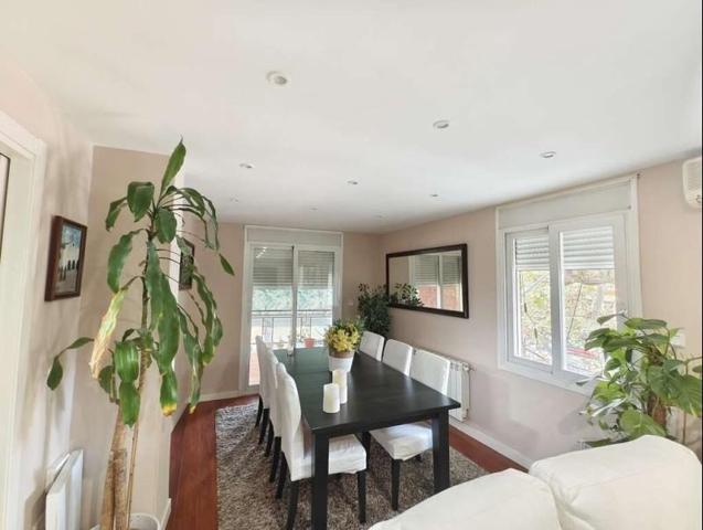 Apartamento en venta en Madrid, Vicálvaro photo 0