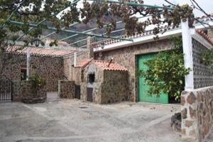 Casa en venta en San Bartolomé de Tirajana photo 0