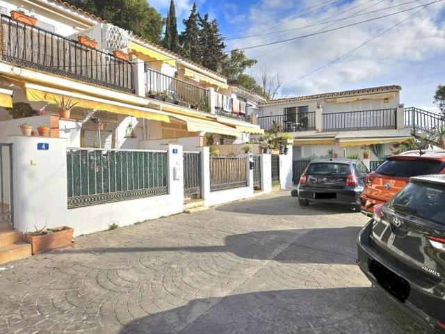 Apartamento en venta en Málaga, Pedregalejo photo 0