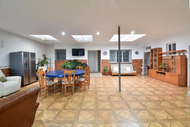 Casa con terreno en venta en Padul, South of spain photo 0