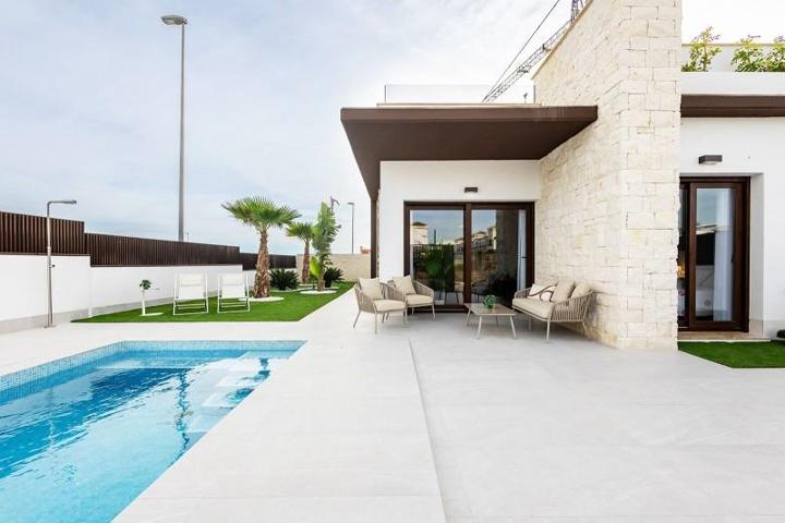 Chalet en venta en Orihuela, Desamparados-Hurchillo-Torremendo photo 0