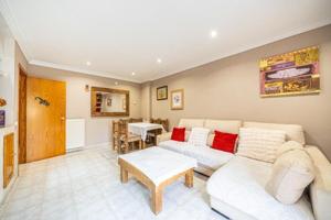 Planta baja en venta en Mallorca, Son Dameto photo 0