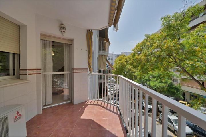 Piso en venta en Estepona, Parque Central photo 0