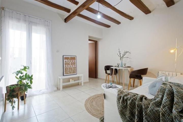 Adosada en venta en Terrassa, Centre photo 0