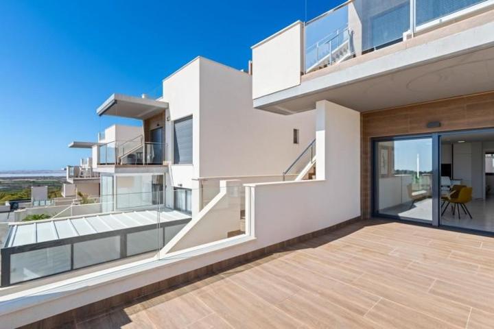 Bungalow en venta en San Miguel de Salinas, Ciudad de las comunicaciones photo 0