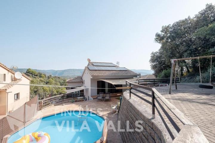Chalet en venta en Bigues i Riells, Can Carreras photo 0