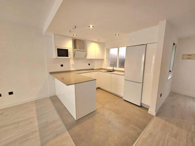 Piso en venta en Marbella, Núcleo Urbano photo 0