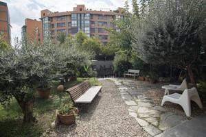 Piso en venta en Sant Andreu de la Barca, Parc de la vall de palau photo 0