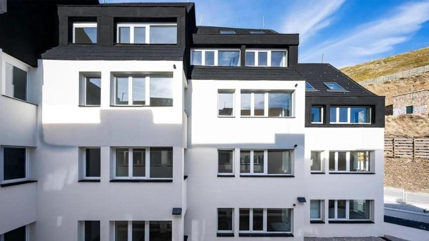 Atico Duplex en venta en Sierra Nevada, Pradollano photo 0