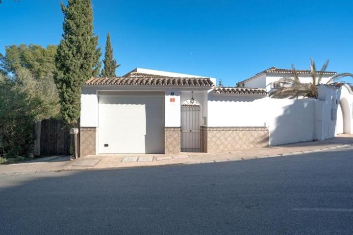 Chalet en venta en Mijas, CALAHONDA photo 0