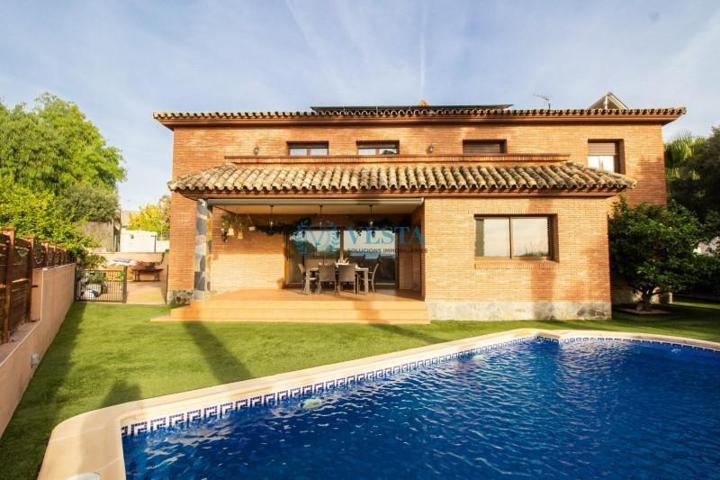 Casa en venta en Constantí, Cataluña photo 0