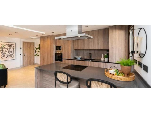 Aticos en venta en Istán photo 0