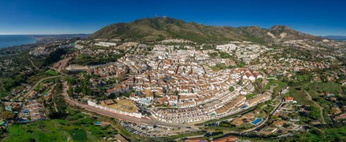 Piso en venta en Benalmádena photo 0