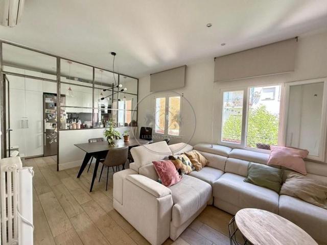 Piso en venta en Madrid, Calle de Londres, 28028 photo 0