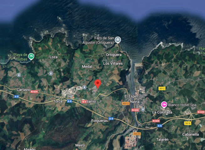 Edificio en venta en Coaña photo 0