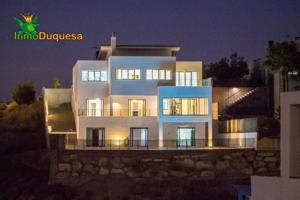 Chalet en venta en Zubia, Altos de la Zubia photo 0