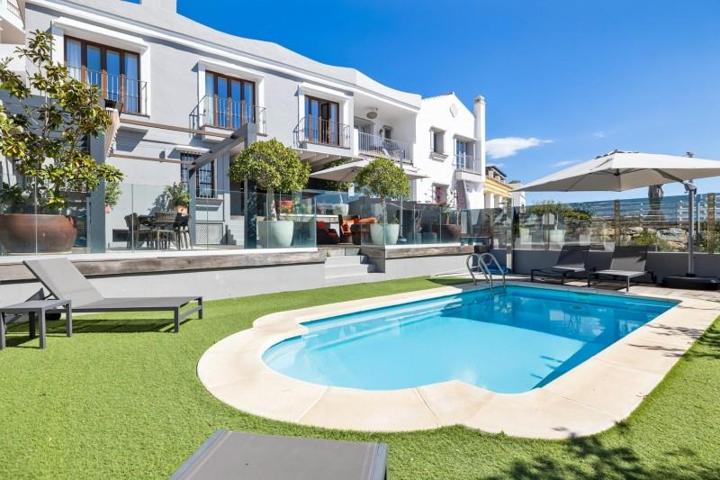 Duplex en venta en Benahavís, La Quinta photo 0