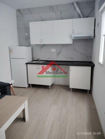 Estudio en alquiler en Vinaròs, Centro photo 0