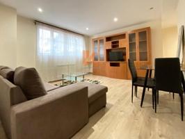 Piso en alquiler en Santiago de Compostela photo 0