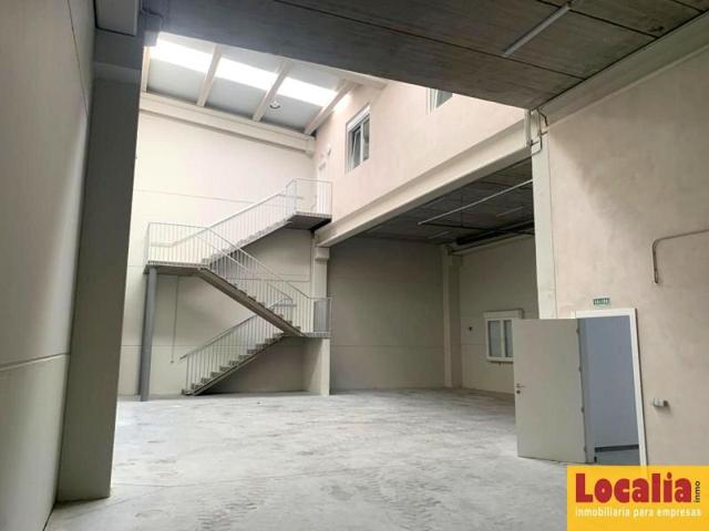 Nave industrial en alquiler en Valladolid photo 0