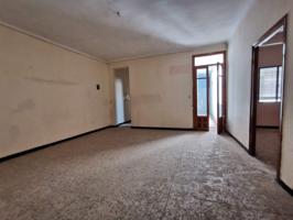Piso en venta en Baena, Centro-Ensanche photo 0