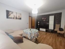 Piso en venta en Baena, Centro-Ensanche photo 0