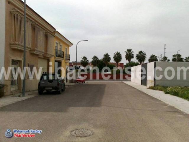 Terreno en venta en Baena, Avda. Padre Villoslada photo 0