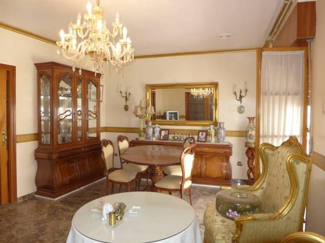 Piso en venta en Luque, Centro photo 0