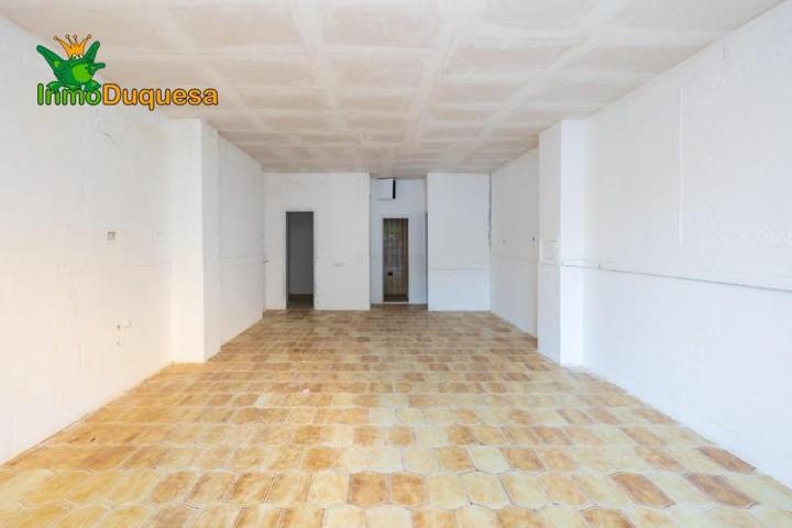 Local comercial en venta en Granada, Vergeles photo 0