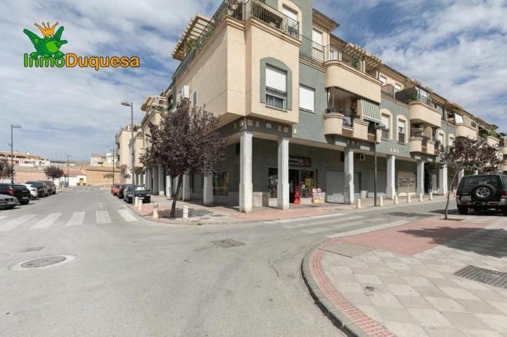 Local comercial en venta en Atarfe, Parque de la higueruela photo 0