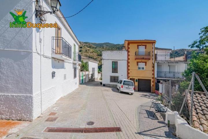 Adosada en venta en Quéntar, Centro photo 0