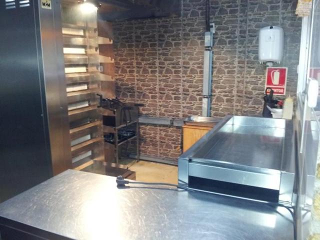 Local comercial en venta en Vilanova i la Geltrú, La Geltru photo 0