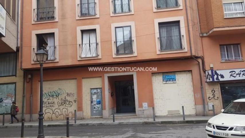 Local comercial en venta en Talavera de la Reina, Centro - Casco Antiguo photo 0