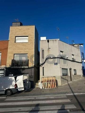 Chalet en venta en Terrassa, Vallès Occidental photo 0